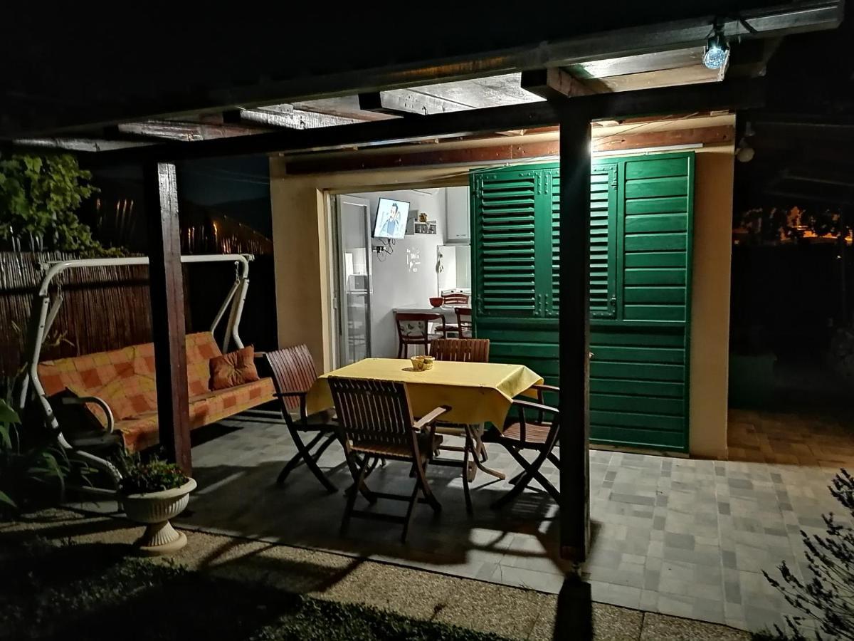 Apartment Taja, Cijela Kuca I Vrt Samo Za Vas Split Exterior foto
